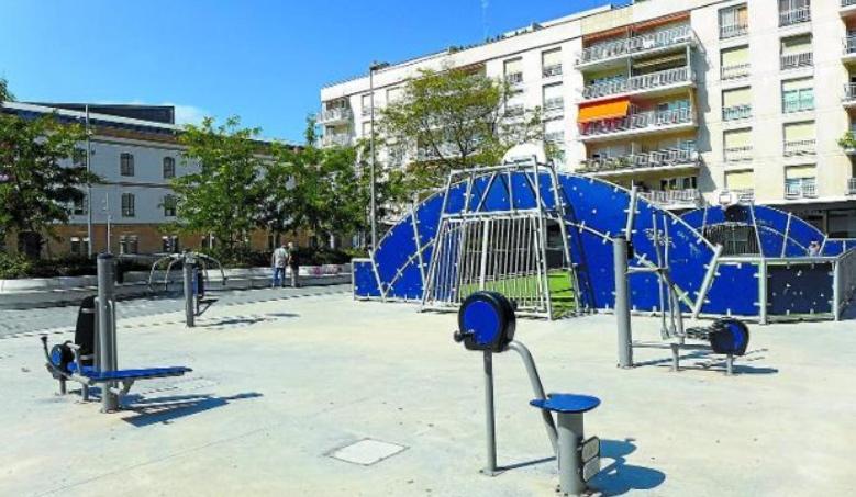 Big 4 Rooms In A Centric Home Parking Included Σαν Σεμπαστιάν Εξωτερικό φωτογραφία
