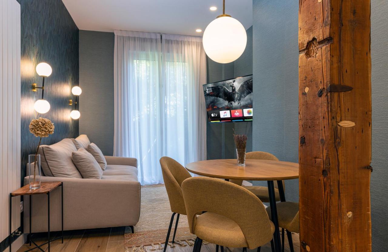 Big 4 Rooms In A Centric Home Parking Included Σαν Σεμπαστιάν Εξωτερικό φωτογραφία
