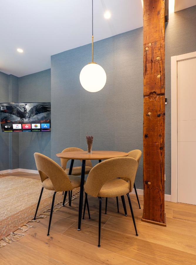 Big 4 Rooms In A Centric Home Parking Included Σαν Σεμπαστιάν Εξωτερικό φωτογραφία